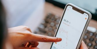 Best Brokerage Accounts for Day Trading: Low Fees, Fast Execution, and Real-Time Tools